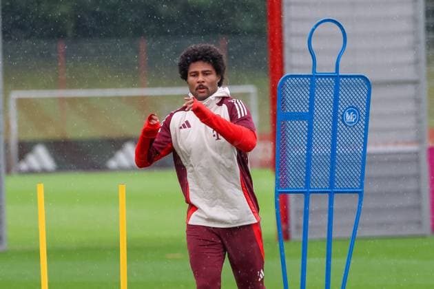 Serge Gnabry FC Bayern Muenchen, 07 at training in the rain, Final training, FC Bayern Muenchen, Football, UEFA Champions League, Matchday 1, Season 24 25, 16 09 2024, Final training, FC Bayern Muenchen, Football, UEFA Champions League, Matchday 1, Season 24 25, 16 09 2024 Muenchen Copyright: xEibner-Pressefoto JennixMaulx EP_JML