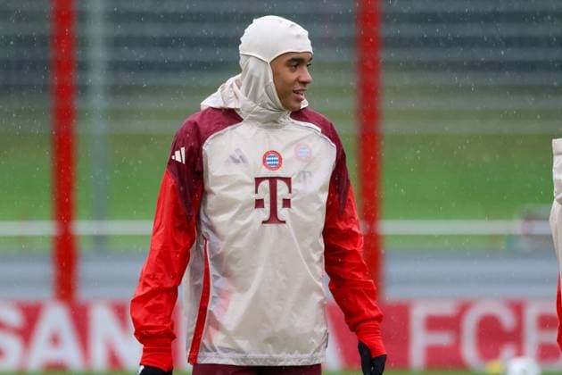 Jamal Musiala FC Bayern Muenchen, 42 at training in the rain, Final training, FC Bayern Muenchen, Football, UEFA Champions League, Matchday 1, Season 24 25, 16 09 2024, Final training, FC Bayern Muenchen, Football, UEFA Champions League, Matchday 1, Season 24 25, 16 09 2024 Muenchen Copyright: xEibner-Pressefoto JennixMaulx EP_JML