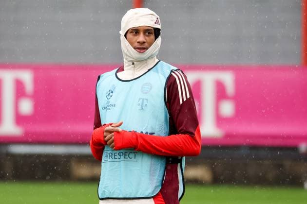 Michael Olise FC Bayern Muenchen 17 training in the rain, Final training, FC Bayern Muenchen, Football, UEFA Champions League, Matchday 1, Season 24 25, 16 09 2024, Final training, FC Bayern Muenchen, Football, UEFA Champions League, Matchday 1, Season 24 25, 16 09 2024 Muenchen Copyright: xEibner-Pressefoto JennixMaulx EP_JML