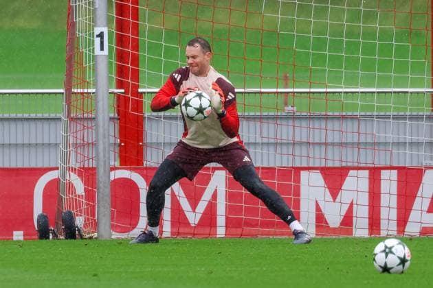 Manuel Neuer FC Bayern Muenchen, 01 at training in the rain, Final training, FC Bayern Muenchen, Football, UEFA Champions League, Matchday 1, Season 24 25, 16 09 2024, Final training, FC Bayern Muenchen, Football, UEFA Champions League, Matchday 1, Season 24 25, 16 09 2024 Muenchen Copyright: xEibner-Pressefoto JennixMaulx EP_JML