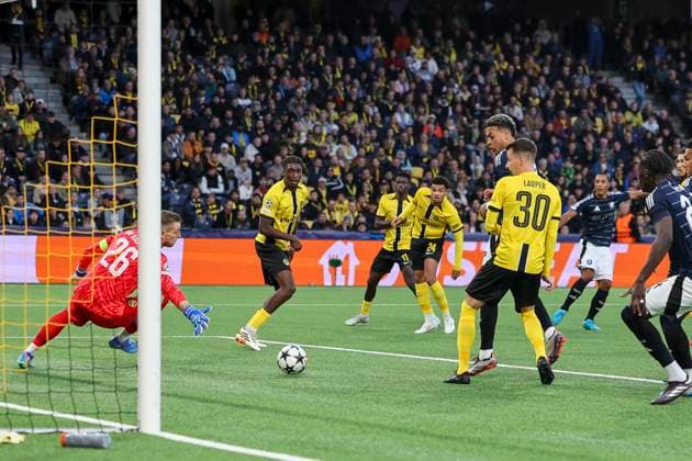 0 1 Goal for Aston Villa by Youri Tielemans Aston Villa, 08 , Football, UEFA Champions League, Matchday 1, 2024 2025, Young Boys Bern vs Aston Villa, 17 09 2024, Stadion Wankdorf, Bern, Switzerland Bern Stadion Wankdorf Bern Switzerland Copyright: xGrantxHubbsx