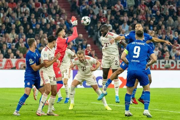 Ivan Nevistic GNK Dinamo, 33 , Harry Kane FC Bayern Muenchen, 09 , Dayot Upamecano FC Bayern Muenchen, 02 , GER, FC Bayern Muenchen vs GNK Dinamo Zagreb, Football, Champions League, Matchday 1, Season 2024 2025, 17 09 2024, Eibner Pressefoto Sascha Walther GER, FC Bayern Muenchen vs GNK Dinamo Zagreb, Football, Champions League, Matchday 1, Season 2024 2025, 17 09 2024 Muenchen Copyright: xEibner-Pressefotox EP_EER