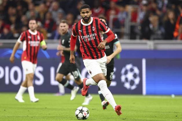 Ruben Loftus-Cheek of Milan AC Milan v Liverpool, UEFA Champions League, Group Stage, Football, San Siro, Milan, Italy, 17 Sep 2024 EDITORIAL USE ONLY No use with unauthorised audio, video, data, fixture lists, club league logos or live services. Online in-match use limited to 120 images, no video emulation. No use in betting, games or single club league player publications. Copyright: xSimonxDael Shutterstockx 14722111bn