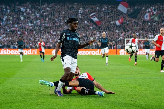 On the ball Jeremie Frimpong Bayer Leverkusen, 30 Feyenoord Rotterdam vs Bayer Leverkusen, Football, Champions League, Matchday 1, Season 2024 2025, 19 09 2024 Feyenoord Rotterdam vs Bayer Leverkusen, Football, Champions League, Matchday 1, Season 2024 2025, 19 09 2024 Rotterdam Copyright: xEibner-Pressefoto JustinxDerondex EP_JDU