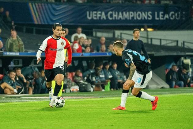On the ball Anis Hadj Moussa Feyenoord Rotterdam, 23 Feyenoord Rotterdam vs Bayer Leverkusen, Football, Champions League, Matchday 1, Season 2024 2025, 19 09 2024 Feyenoord Rotterdam vs Bayer Leverkusen, Football, Champions League, Matchday 1, Season 2024 2025, 19 09 2024 Rotterdam Copyright: xEibner-Pressefoto JustinxDerondex EP_JDU