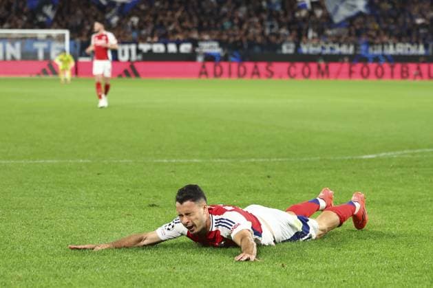 Gabriel Martinelli of Arsenal reacts after a missed chance Atalanta v Arsenal, UEFA Champions League, Group Stage, Football, Gewiss Stadium, Bergamo, Italy, 19 Sep 2024 EDITORIAL USE ONLY No use with unauthorised audio, video, data, fixture lists, club league logos or live services. Online in-match use limited to 120 images, no video emulation. No use in betting, games or single club league player publications. Copyright: xSimonxDael Shutterstockx 14722274al