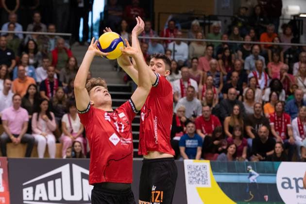v li Aurel Sprenger TV Rottenburg, 17 , Maik Traumann TV Rottenburg, 06 GER, TV Rottenburg vs TSV Grafing, Volleyball, Men, 2 Bundesliga, Season 24 25, 21 09 2024, GER, TV Rottenburg vs TSV Grafing, Volleyball, Men, 2 Bundesliga, Season 24 25, 21 09 2024 Rottenburg Copyright: xEibner-Pressefoto WolfgangxFrankx EP_WFK
