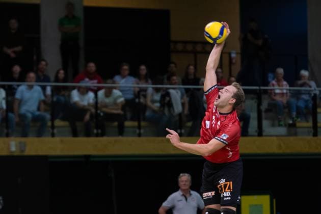 Jannik Lehmann TV Rottenburg, 10 , GER, TV Rottenburg vs TSV Grafing, Volleyball, Men, 2 Bundesliga, Season 24 25, 21 09 2024, GER, TV Rottenburg vs TSV Grafing, Volleyball, Men, 2 Bundesliga, Season 24 25, 21 09 2024 Rottenburg Copyright: xEibner-Pressefoto WolfgangxFrankx EP_WFK
