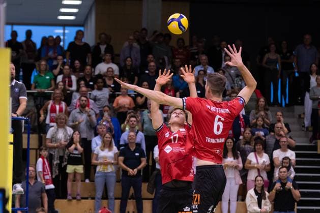 v li Aurel Sprenger TV Rottenburg, 17 , Maik Traumann TV Rottenburg, 06 GER, TV Rottenburg vs TSV Grafing, Volleyball, Men, 2 Bundesliga, Season 24 25, 21 09 2024, GER, TV Rottenburg vs TSV Grafing, Volleyball, Men, 2 Bundesliga, Season 24 25, 21 09 2024 Rottenburg Copyright: xEibner-Pressefoto WolfgangxFrankx EP_WFK