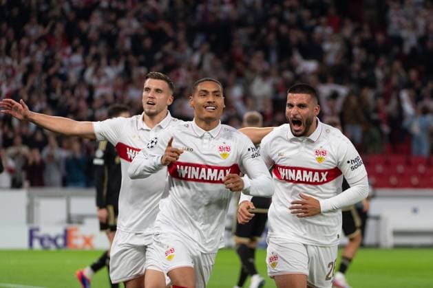 Goal for 1 0 by Enzo Millot VfB Stuttgart, 08 cheer with Deniz Undav VfB Stuttgart 26 , Ermedin Demirovic VfB Stuttgart, 09 GER, VfB Stuttgart vs AC Sparta Prague, Football, Men, UEFA Champions League, Matchday 2, Season 2024 2025, 01 10 2024, GER, VfB Stuttgart vs AC Sparta Prague, Football, Men, UEFA Champions League, Matchday 2, Season 2024 2025, 01 10 2024 Stuttgart Copyright: xEibner-Pressefoto WolfgangxFrankx EP_WFK