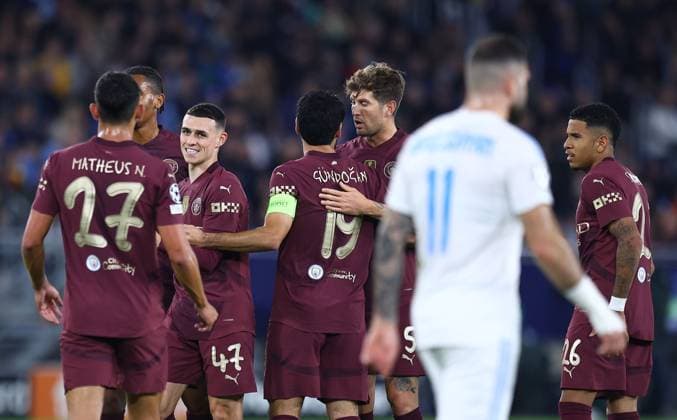 Phil Foden of Manchester City celebrates scoring their sides second goal Slovan Bratislava v Manchester City, UEFA Champions League, Group Stage, Football, Tehelne pole, Bratislava, Slovakia, 01 Oct 2024 EDITORIAL USE ONLY No use with unauthorised audio, video, data, fixture lists, club league logos or live services. Online in-match use limited to 120 images, no video emulation. No use in betting, games or single club league player publications. Copyright: xMichaelxZemanek Shutterstockx 14750163n