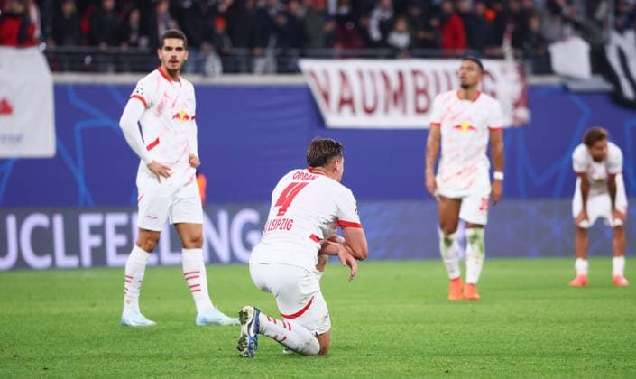RB Leipzig Juventus Turin Champions League Leipzig, 02 10 2024, Red Bull Arena, Football, UEFA Champions League, Matchday 2 , RB Leipzig vs Juventus Turin , In the picture disappointment at Leipzig after the match , For editorial use only Only editorial use , UEFA regulations prohibit any use of photographs as image sequences and or quasi video ,