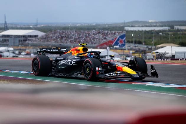 Sergio Checo Perez Oracle Red Bull Racing, Mexico, 11 in RedBull RB20, USA, Formula 1 World Championship, Pirelli Grand Prix of the United States of America, Circuit of the Americas Austin, Free Practice, 18 10 2024 USA, Formula 1 World Championship, Pirelli Grand Prix of the United States of America, Circuit of the Americas Austin, Free Practice, 18 10 2024 Austin Copyright: xEibner-Pressefoto Memmlerx EP_MMR