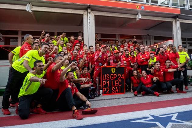Charles Leclerc Scuderia Ferrari HP, Monaco, 16 , Carlos Sainz Scuderia Ferrari HP, Spain, 55 and team celebrate victory and second place in the paddock, USA, Formula 1 World Championship, Pirelli Grand Prix of the United States of America, Circuit of the Americas Austin, Race, 20 10 2024 USA, Formula 1 World Championship, Pirelli Grand Prix of the United States of America, Circuit of the Americas Austin, Race, 20 10 2024 Austin Copyright: xEibner-Pressefoto Memmlerx EP_MMR