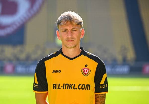Sascha Risch, head, headshot, portrait, portrait photo, portrait, photo appointment, photo shoot, SG Dynamo Dresden, soccer, soccer, football, 3 league, season 2024 2025, Rudolf Harbig Stadium Dresden, 18 09 2024,