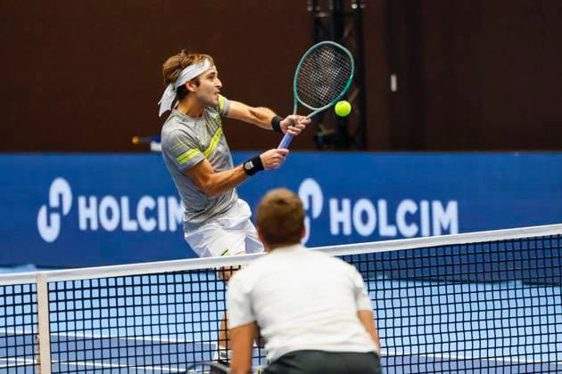 Tomas Martin Etcheverry ARG , Tennis, Swiss Indoors ATP World Tour 500 , 1 8 Finals Doubles, 2024, Wesley Koolhof NED , Nikola Mektic CRO vs Francisco Cerundolo ARG , Tomas Martin Etcheverry ARG , 21 10 2024, St Jakobshalle, Basel, Switzerland Basel St Jakobshalle BS Switzerland Copyright: xGrantxHubbsx