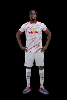 El Chadaille Bitshiabu RB Leipzig portrait appointment season 2024 2025, men, 1 BL, RB Leipzig, portrait, introduction, presentation, press appointment, soccer, GER, RedBull, Red Bull, RBL shooting, studio, studio shooting, clipping, xptt