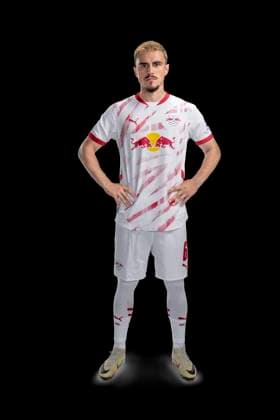 Eljif Elmas RB Leipzig portrait appointment season 2024 2025, men, 1 BL, RB Leipzig, portrait, introduction, presentation, press appointment, soccer, GER, RedBull, Red Bull, RBL shooting, studio, studio shooting, clipping, xptt