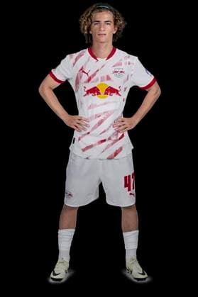 Viggo Gebel RB Leipzig portrait appointment season 2024 2025, men, 1 BL, RB Leipzig, portrait, introduction, presentation, press appointment, soccer, GER, RedBull, Red Bull, RBL shooting, studio, studio shooting, clipping, xptt