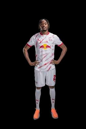 Mohamed Simakan RB Leipzig portrait appointment season 2024 2025, men, 1 BL, RB Leipzig, portrait, introduction, presentation, press appointment, soccer, GER, RedBull, Red Bull, RBL shooting, studio, studio shooting, clipping, xptt