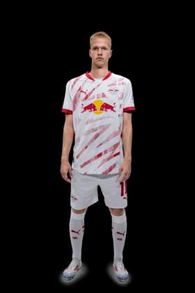 Arthur Vermeeren RB Leipzig portrait appointment season 2024 2025, men, 1 BL, RB Leipzig, portrait, introduction, presentation, press appointment, soccer, GER, RedBull, Red Bull, RBL shooting, studio, studio shooting, clipping, xptt