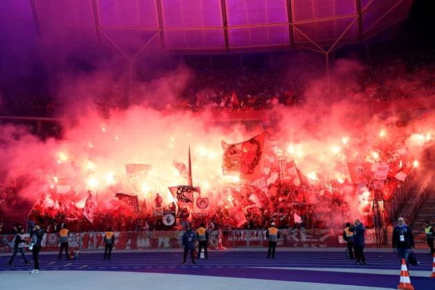 DEU, DFL, 2 FBL, Hertha BSC vs 1 FC Koeln, 02 11 2024, Berliner Olympiastadion, Berlin, DEU, DFL, 2 FBL, Hertha BSC vs 1 FC Koeln, im Bild Koelner Fanblock, Pyro DFL regulations prohibit any use of Photographs as image sequences and or quasi video Foto Juergen Engler nordphoto GmbH nordphotoxGmbHx xEngler nph00076