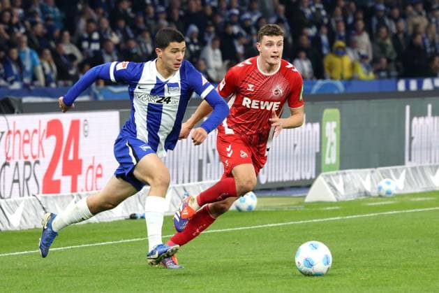 DEU, DFL, 2 FBL, Hertha BSC vs 1 FC Koeln, 02 11 2024, Berliner Olympiastadion, Berlin, DEU, DFL, 2 FBL, Hertha BSC vs 1 FC Koeln, im Bild Ibrahim Maza Hertha BSC Berlin 10 , Eric Martel 1 FC Koeln 6 DFL regulations prohibit any use of Photographs as image sequences and or quasi video Foto Juergen Engler nordphoto GmbH nordphotoxGmbHx xEngler nph00076