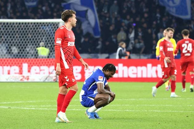 DEU, DFL, 2 FBL, Hertha BSC vs 1 FC Koeln, 02 11 2024, Berliner Olympiastadion, Berlin, DEU, DFL, 2 FBL, Hertha BSC vs 1 FC Koeln, im Bild Deyovaisio Zeefuik Hertha BSC Berlin 42 , Luca Waldschmidt 1 FC Koeln 9 DFL regulations prohibit any use of Photographs as image sequences and or quasi video Foto Juergen Engler nordphoto GmbH nordphotoxGmbHx xEngler nph00076