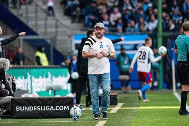 Steffen Baumgart Hambuger SV, Coach GER, Hamburger SV vs 1 FC Nuernberg, Football, 2 Bundesliga, Matchday 11, Season 2024 2025, 03 11 2024 DFL REGULATIONS PROHIBIT ANY USE OF PHOTOGRAPHS AS IMAGE SEQUENCES AND OR QUASI VIDEO GER, Hamburger SV vs 1 FC Nuernberg, Football, 2 Bundesliga, Matchday 11, Season 2024 2025, 03 11 2024 Hamburg Copyright: xEibner-Pressefoto MarcelxvonxFehrnx EP_MFN