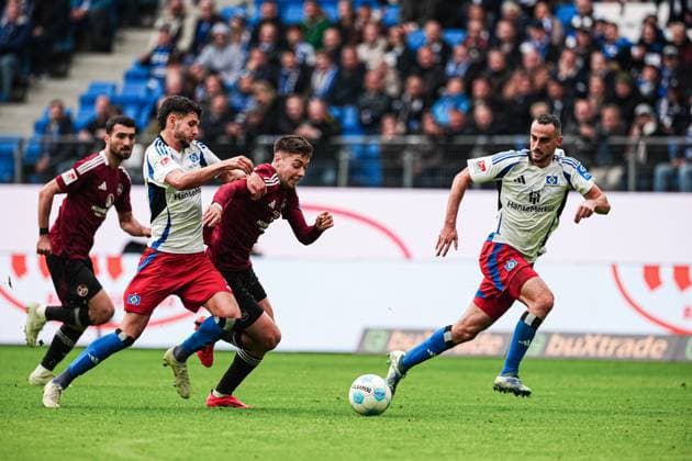 Daniel Elfadli Hamburger SV, 08 , Stefanos Tzimas 1 FC Nuernberg, 09 , Lucas Perin Hamburger SV, 24 GER, Hamburger SV vs 1 FC Nuernberg, Football, 2 Bundesliga, Matchday 11, Season 2024 2025, 03 11 2024 DFL REGULATES PROHIBIT ANY USE OF PHOTOGRAPHS AS IMAGE SEQUENCES AND OR QUASI VIDEO GER, Hamburger SV vs 1 FC Nuernberg, Football, 2 Bundesliga, Matchday 11, Season 2024 2025, 03 11 2024 Hamburg Copyright: xEibner-Pressefoto MarcelxvonxFehrnx EP_MFN