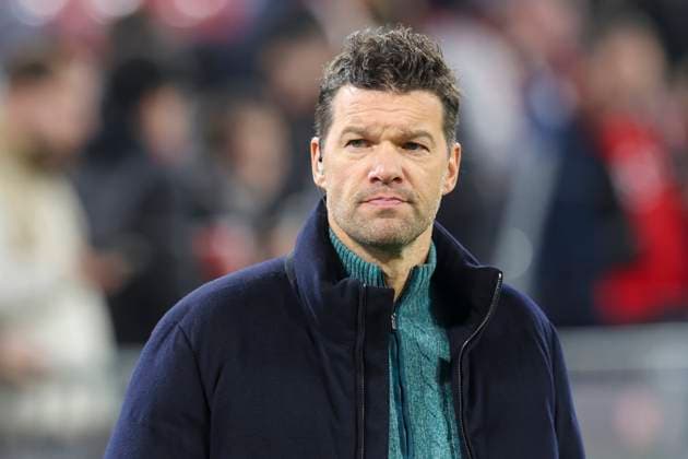 Expert Michael Ballack DAZN looks on, UEFA Champions League 2024 25 League Phase MD4, FC Bayern München v SL Benfica, Allianz Arena on November 06, 2024 in Munich, Germany Photo by Marco Steinbrenner DeFodi Images Expert Michael Ballack DAZN looks on, UEFA Champions League 2024 25 League Phase MD4, FC Bayern München v SL Benfica, Allianz Arena, November 6, 2024 in Munich, Germany Photo by Marco Steinbrenner DeFodi Images not used in POL SRB CRO FRA GBR NED ITA USA Defodi 700 muenchen lisbon 20241106 014 Defodi-700 not used in POL SRB CRO FRA GBR NED ITA USA
