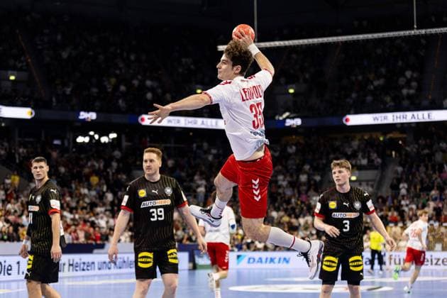 Leopold NOAM Handball Switzerland Suisse, 35 scores a goal, Action, Goal throw Handball national team Germany DHB GER vs Handball Switzerland Suisse SUI , Handball, Men, EHF EURO Qualifiers, Matchday 1, Season 2024 2025, 07 11 2024 Handball national team Germany DHB GER vs Handball Switzerland Suisse SUI , Handball, Men, EHF EURO Qualifiers, Matchday 1, Season 2024 2025, 07 11 2024 Mannheim Copyright: xEibnerxPressefoto OliverxSchmidtx EP_OST