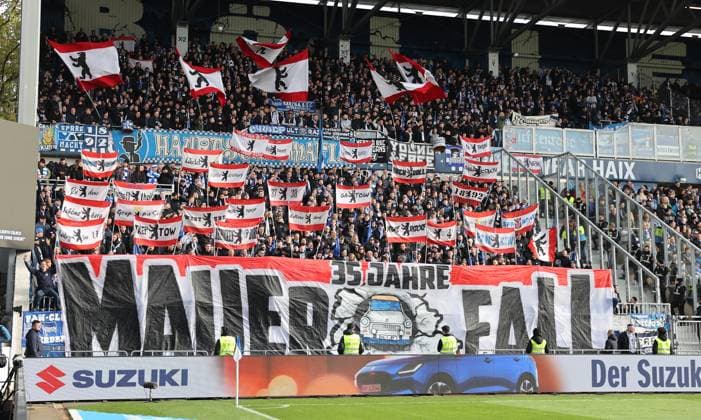 09 11 2024, xdcx, Soccer 2 Bundesliga, SV Darmstadt 98 Hertha BSC Berlin, emonline, emspor, despor, v l , choreography, fans, atmosphere, scarves, jerseys, emotions DFL DFB REGULATIONS PROHIBIT ANY USE OF PHOTOGRAPHS AS IMAGE SEQUENCES AND OR QUASI VIDEO Copyright: HMBxMedia Claus