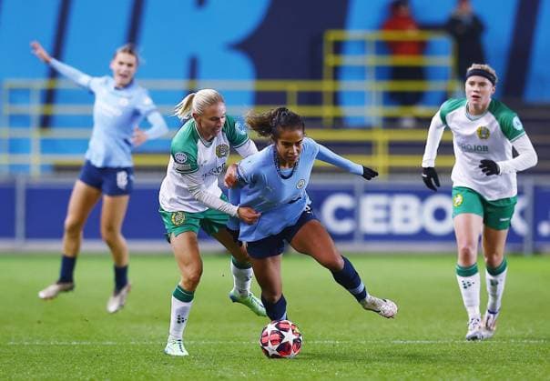 Mary Fowler of Manchester City and Jonna Andersson of Hammarby Manchester City Women v Hammarby Women, UEFA Women s Champions League, Group D, Football, Joie Stadium , Manchester, UK - 12 Nov 2024 EDITORIAL USE ONLY No use with unauthorised audio, video, data, fixture lists, club league logos or live services. Online in-match use limited to 120 images, no video emulation. No use in betting, games or single club league player publications. Copyright: xMattxWest Shutterstockx 14897906g