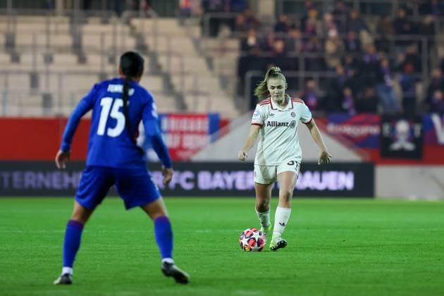 Georgia Standway FC Bayern Muenchen, 31 with ball, FC Bayern Muenchen vs Valerenga IF, Football, UEFA Women s Champions League, Group Round, Matchday 3, Season 2024 2025, 12 11 2024, FC Bayern Muenchen vs Valerenga IF, Football, UEFA Women s Champions League, Group Round, Matchday 3, Season 2024 2025, 12 11 2024 Muenchen Copyright: xEibner-Pressefoto JennixMaulx EP_JML