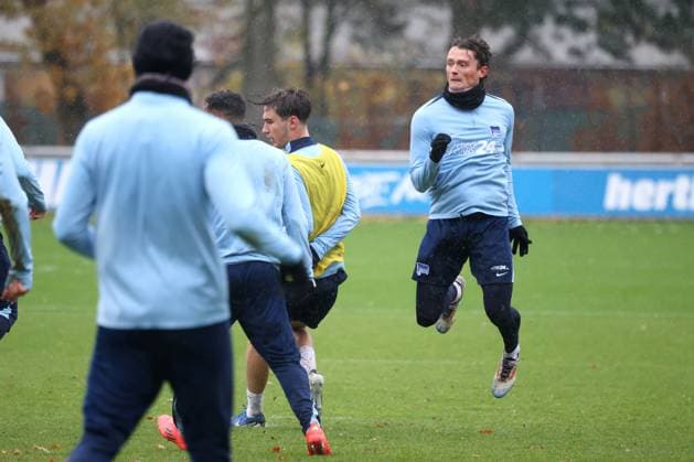 DEU, DFL, 2 FBL Hertha BSC, Training, 19 11 2024, Sportforum, Berlin, DEU, DFL, 2 FBL Hertha BSC, Training, im Bild Fabian Reese Hertha BSC Berlin 11 DFL regulations prohibit any use of Photographs as image sequences and or quasi video Foto Juergen Engler nordphoto GmbH nordphotoxGmbHx xEngler nph00076