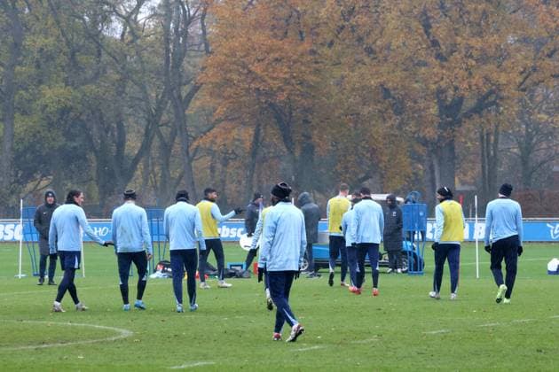DEU, DFL, 2 FBL Hertha BSC, Training, 19 11 2024, Sportforum, Berlin, DEU, DFL, 2 FBL Hertha BSC, Training, im Bild Hertha Spielerkreis DFL regulations prohibit any use of Photographs as image sequences and or quasi video Foto Juergen Engler nordphoto GmbH nordphotoxGmbHx xEngler nph00076