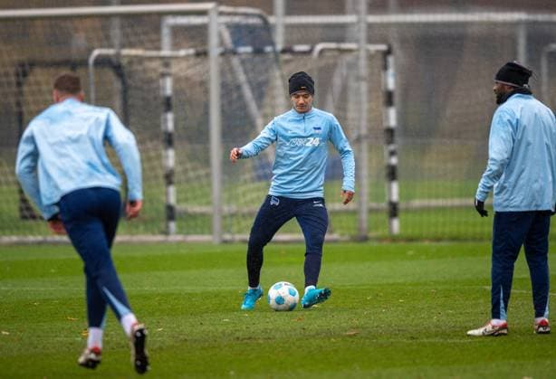 Football, Men, Season 2024 25, 2 Bundesliga, Hertha BSC, Training, f l Peter Matiebel Hertha BSC , Ibrahim Maza Hertha BSC , Deyovaisio Zeefuik Hertha BSC , 19 11 2024, Copyright: xSebastianxRäppold MatthiasxKochx