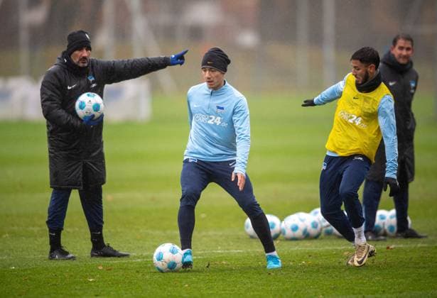 Football, Men, Season 2024 25, 2 Bundesliga, Hertha BSC, Training, f l Coach Cristian Fiel Hertha BSC , Ibrahim Maza Hertha BSC , Kevin Sessa Hertha BSC , 19 11 2024, Copyright: xSebastianxRäppold MatthiasxKochx