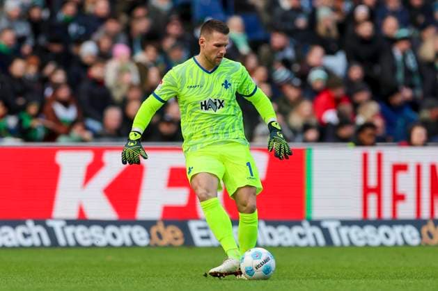 Goalkeeper Marcel Schuhen SV Darmstadt 98 controls the ball, 2 Bundesliga, Hannover 96 vs SV Darmstadt 98, Heinz von Heiden Arena, November 23, 2024 in Hanover, Germany Photo by Marco Steinbrenner DeFodi Images Goalkeeper Marcel Schuhen SV Darmstadt 98 controls the ball, 2 Bundesliga, Hannover 96 vs SV Darmstadt 98, Heinz von Heiden Arena, November 23, 2024 in Hanover, Germany Photo by Marco Steinbrenner DeFodi Images DFB DFL REGULATIONS PROHIBIT ANY USE OF PHOTOGRAPHS AS IMAGE SEQUENCES AND OR QUASI VIDEO Defodi 700 hannover darmstadt 20241123 024 Defodi-700 DFB DFL REGULATIONS PROHIBIT ANY USE OF PHOTOGRAPHS AS IMAGE SEQUENCES AND OR QUASI-VIDEO.