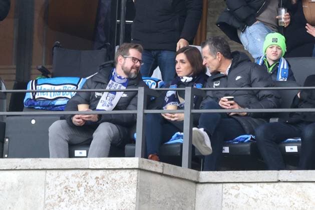 DEU, DFL, 2 FBL, Hertha BSC vs SSV Ulm, 23 11 2024, Berliner Olympiastadion, Berlin, DEU, DFL, 2 FBL, Hertha BSC vs SSV Ulm, in the picture Fabian Drescher Hertha BSC,Praesident , Thomas Herrich Hertha Geschaeftsleitung DFL regulations prohibit any use of Photographs as image sequences and or quasi video Foto Juergen Engler nordphoto GmbH nordphotoxGmbHx xEngler nph00076
