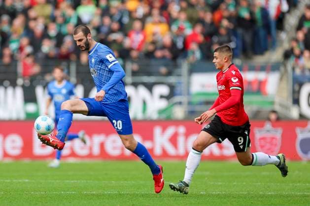 Aleksandar Vukotic SV Darmstadt 98 and Nicolo Tresoldi Hannover 96 battle for the ball, 2 Bundesliga, Hannover 96 vs SV Darmstadt 98, Heinz von Heiden Arena, November 23, 2024 in Hanover, Germany Photo by Marco Steinbrenner DeFodi Images Aleksandar Vukotic SV Darmstadt 98 and Nicolo Tresoldi Hannover 96 battle for the ball, 2 Bundesliga, Hannover 96 vs SV Darmstadt 98, Heinz von Heiden Arena, November 23, 2024 in Hanover, Germany Photo by Marco Steinbrenner DeFodi Images DFB DFL REGULATIONS PROHIBIT ANY USE OF PHOTOGRAPHS AS IMAGE SEQUENCES AND OR QUASI VIDEO Defodi 700 hannover darmstadt 20241123 028 Defodi-700 DFB DFL REGULATIONS PROHIBIT ANY USE OF PHOTOGRAPHS AS IMAGE SEQUENCES AND OR QUASI-VIDEO.