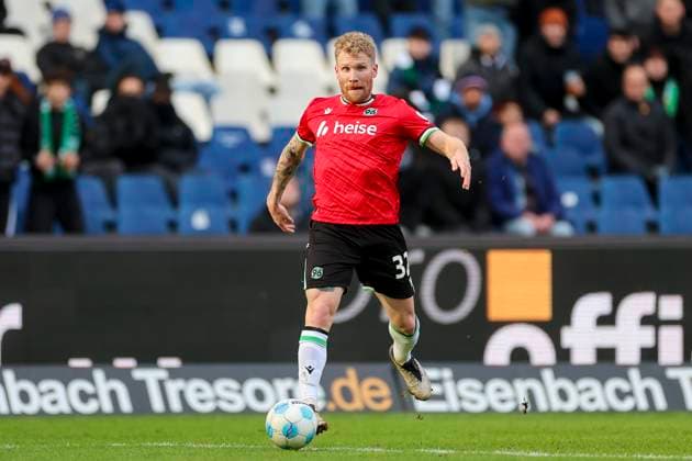 Andreas Voglsammer Hannover 96 controls the ball, 2 Bundesliga, Hannover 96 vs SV Darmstadt 98, Heinz von Heiden Arena, November 23, 2024 in Hanover, Germany Photo by Marco Steinbrenner DeFodi Images Andreas Voglsammer Hannover 96 controls the ball, 2 Bundesliga, Hannover 96 vs SV Darmstadt 98, Heinz von Heiden Arena, November 23, 2024 in Hanover, Germany Photo by Marco Steinbrenner DeFodi Images DFB DFL REGULATIONS PROHIBIT ANY USE OF PHOTOGRAPHS AS IMAGE SEQUENCES AND OR QUASI VIDEO Defodi 700 hannover darmstadt 20241123 038 Defodi-700 DFB DFL REGULATIONS PROHIBIT ANY USE OF PHOTOGRAPHS AS IMAGE SEQUENCES AND OR QUASI-VIDEO.