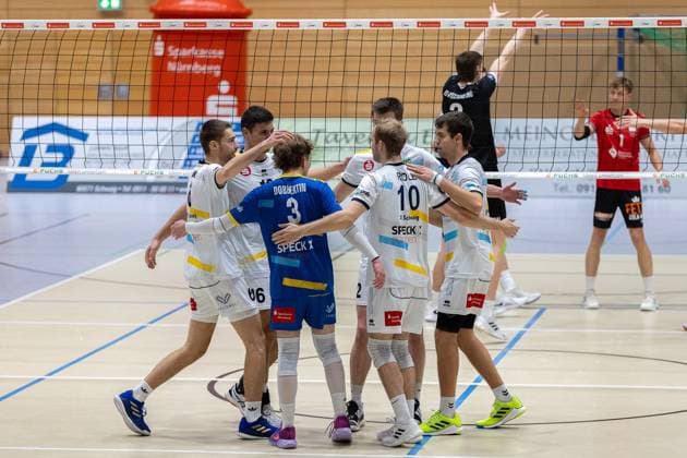 Team, squad, cheers, jubilation, positive emotions, positive emotion, SV Schwaig Volleyball TV Rottenburg, Volleyball, 2 Bundesliga Sued, 6 Matchday, 23 11 2024 SV Schwaig Volleyball TV Rottenburg, Volleyball, 2 Bundesliga Sued, 6 Matchday, 23 11 2024 Schwaig Copyright: xEibner-Pressefoto G.xSantemizx EP_GSZ