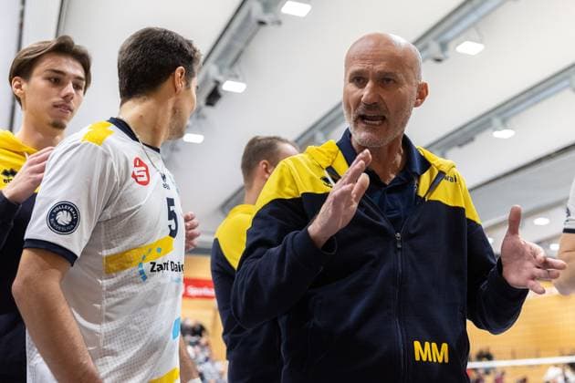 Milan Maric SV Schwaig, Coach , single picture, single photo, portrait, portraet, SV Schwaig Volleyball TV Rottenburg, Volleyball, 2 Bundesliga Sued, 6 Matchday, 23 11 2024 SV Schwaig Volleyball TV Rottenburg, Volleyball, 2 Bundesliga Sued, 6 Matchday, 23 11 2024 Schwaig Copyright: xEibner-Pressefoto G.xSantemizx EP_GSZ