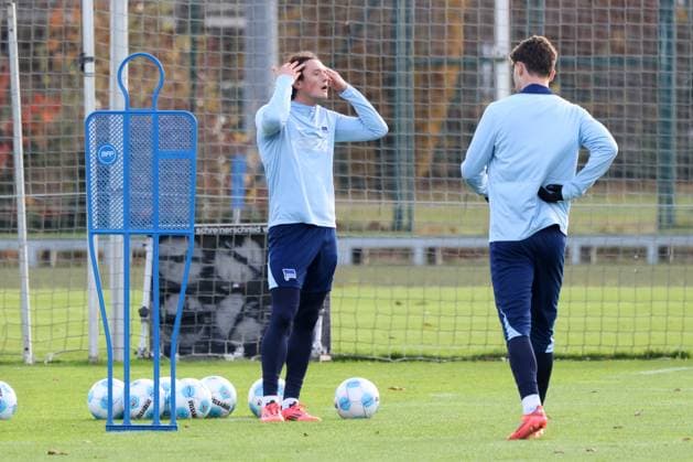 DEU, DFL, 2 FBL Hertha BSC, Training, 25 11 2024, Sportforum, Berlin, DEU, DFL, 2 FBL Hertha BSC, Training, im Bild Fabian Reese Hertha BSC Berlin 11 DFL regulations prohibit any use of Photographs as image sequences and or quasi video Foto Juergen Engler nordphoto GmbH nordphotoxGmbHx xEngler nph00076