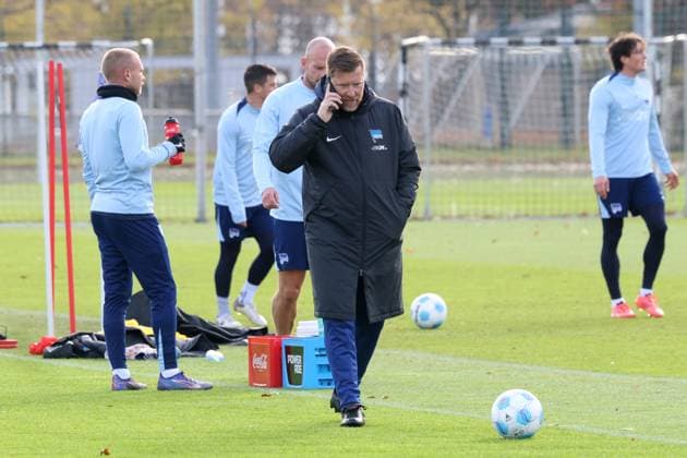DEU, DFL, 2 FBL Hertha BSC, Training, 25 11 2024, Sportforum, Berlin, DEU, DFL, 2 FBL Hertha BSC, Training, im Bild Andreas Zecke Neuendorf Hertha BSC DFL regulations prohibit any use of Photographs as image sequences and or quasi video Foto Juergen Engler nordphoto GmbH nordphotoxGmbHx xEngler nph00076
