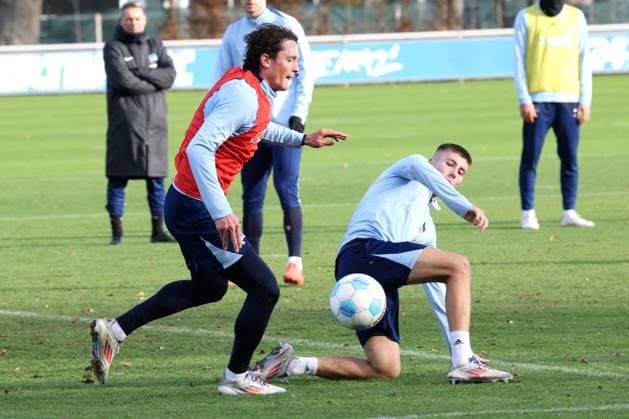 DEU, DFL, 2 FBL Hertha BSC, Training, 25 11 2024, Sportforum, Berlin, DEU, DFL, 2 FBL Hertha BSC, Training, in the picture Fabian Reese Hertha BSC Berlin 11 , Gustav Christensen Hertha BSC Berlin 26 DFL regulations prohibit any use of Photographs as image sequences and or quasi video Foto Juergen Engler nordphoto GmbH nordphotoxGmbHx xEngler nph00076