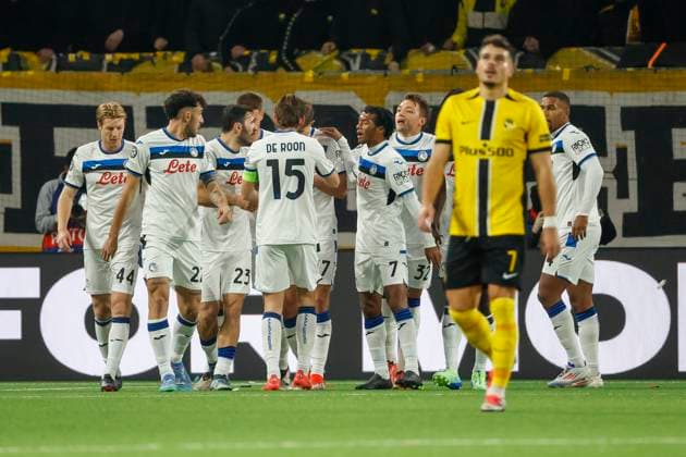 Goal celebration Atalanta Bergamo at 1 2 by Charles De Ketelaere Atalanta Bergamo, 17 , Soccer, UEFA Champions League, Matchday 5, 2024 2025, Young Boys Bern vs Atalanta Bergamo, 26 11 2024, Stadion Wankdorf, Bern, Switzerland Bern Stadion Wankdorf Canton Bern Switzerland Copyright: xGrantxHubbsx