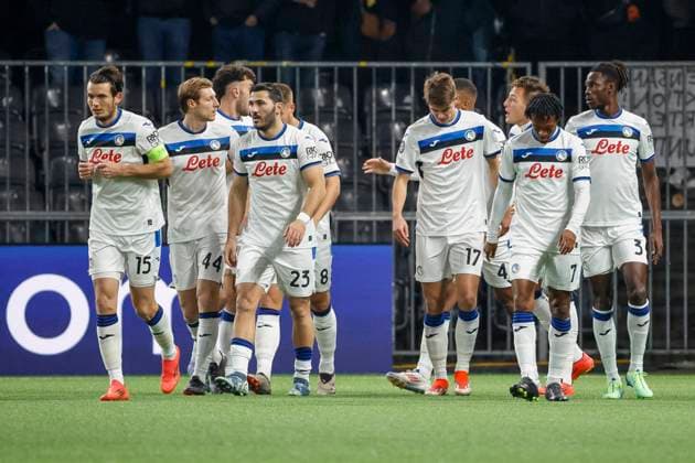 Goal celebration Atalanta Bergamo at 0 1 by Mateo Retegui Atalanta Bergamo, 32 , Soccer, UEFA Champions League, Matchday 5, 2024 2025, Young Boys Bern vs Atalanta Bergamo, 26 11 2024, Stadion Wankdorf, Bern, Switzerland Bern Stadion Wankdorf Canton Bern Switzerland Copyright: xGrantxHubbsx